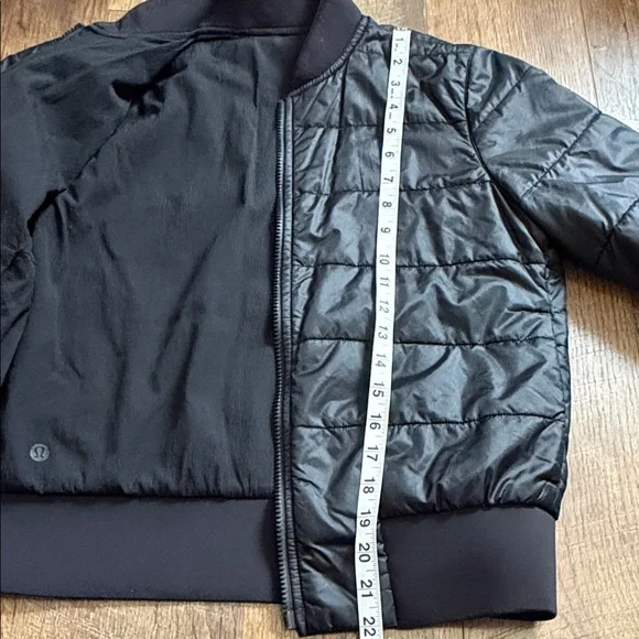 lululemon athletica Black Puffer Jacket - Picture 6 of 16